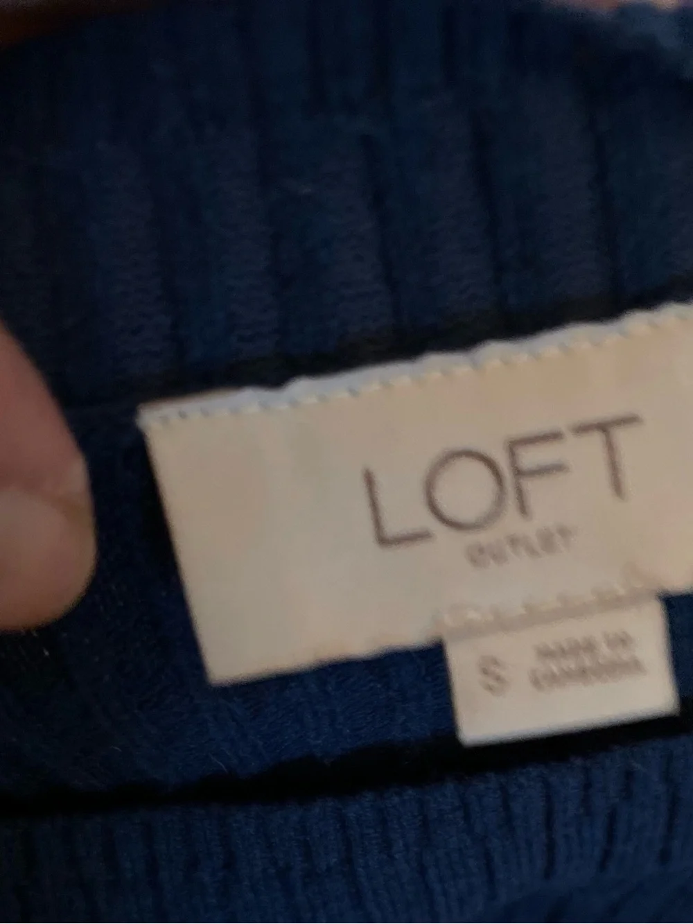 LOFT women’s sweater